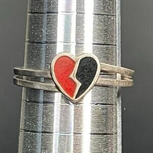 Vintage Sterling Silver Broken Heart Ring Red Black Enamel Size 7